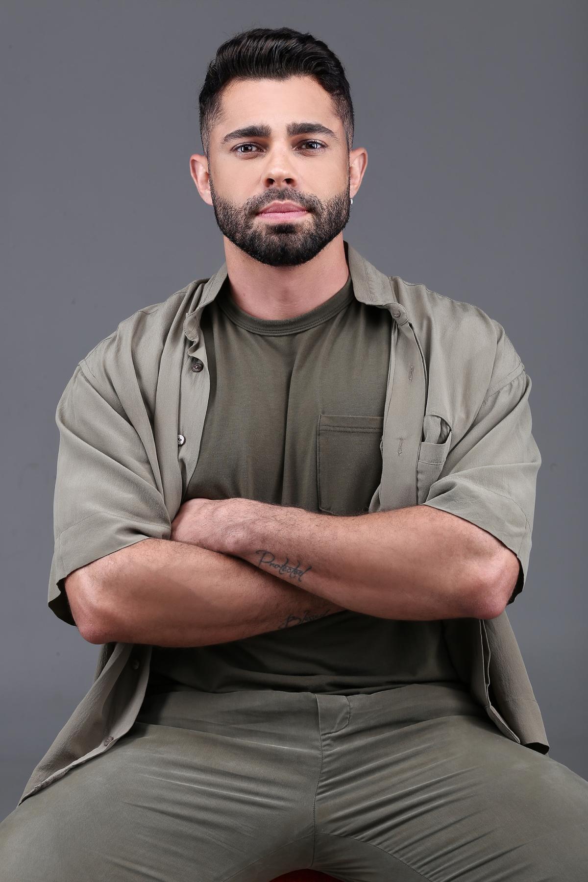 Da terrinha! O requisitado beauty artist uberabense Allyson Chinalia é o queridinho das famosas e destaque da semana na coluna. (Foto/Arquivo Pessoal)