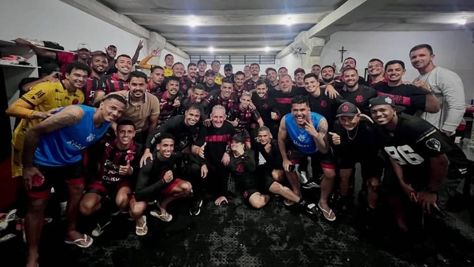 Time do Sul de Minas bateu o rival por 2 a 0 no Parque do Sabiá e enfrentará o Cruzeiro no mata-mata (Foto/Divulgação)