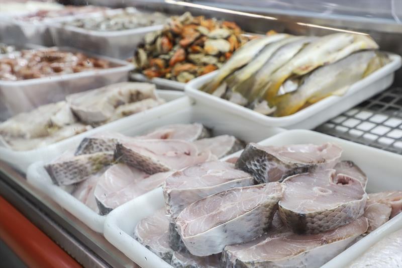 A Quaresma é tradicionalmente um dos momentos mais importantes para o setor de pescados, já que a prática religiosa de abstinência de carne na Semana Santa, altera o padrão de consumo das famílias (Foto/Reprodução)