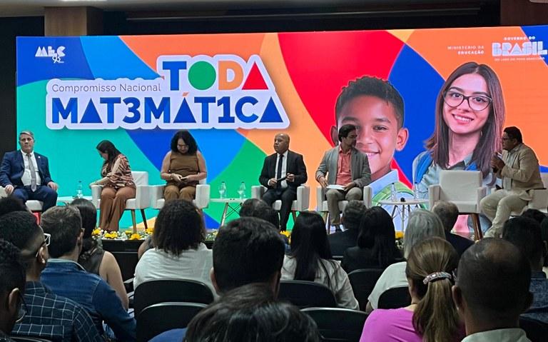 Lançamento oficial do programa, em setembro de 2025. (Fotos/Daniel Duarte/MEC)