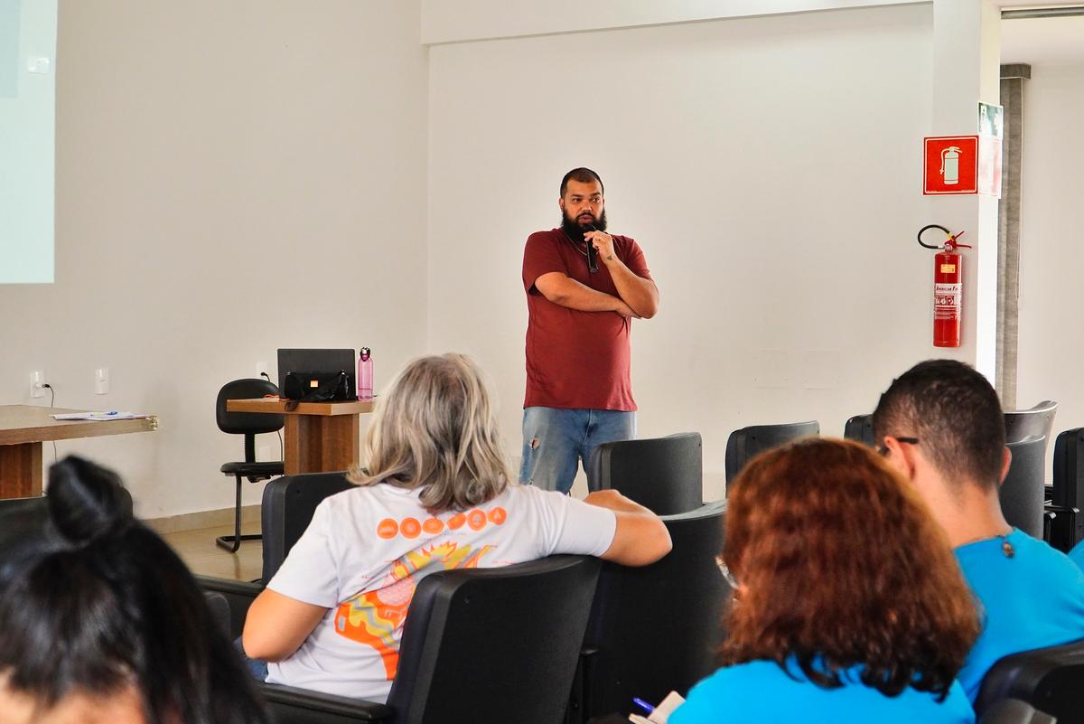 A ação integra o calendário permanente de formação e articulação da Proteção Social Básica. (Foto/Lílian Veronezi/PMU)