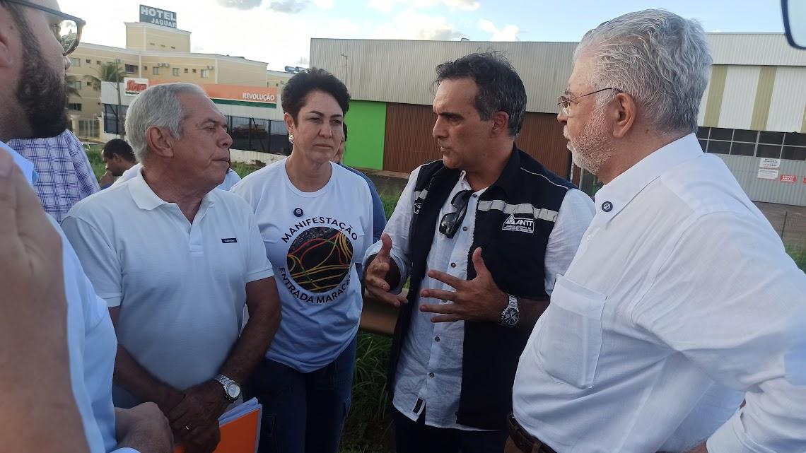 Coordenador regional de Fiscalização da Infraestrutura Rodoviária em Minas Gerais da ANTT, Marcelo Alcides dos Santos, visitou pontos críticos do trevo do Maracanã e disse que encaminhará nota técnica propondo a mudança do projeto. (Foto/Márcio Gennari)