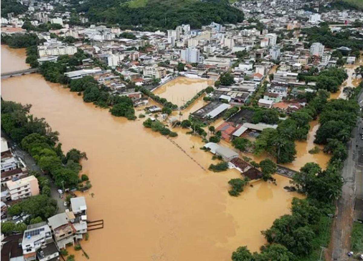 Tempestade inundou diversas áreas de Cataguases, na Zona da Mata (Foto: Prefeitura de Cataguases/Divulgação)