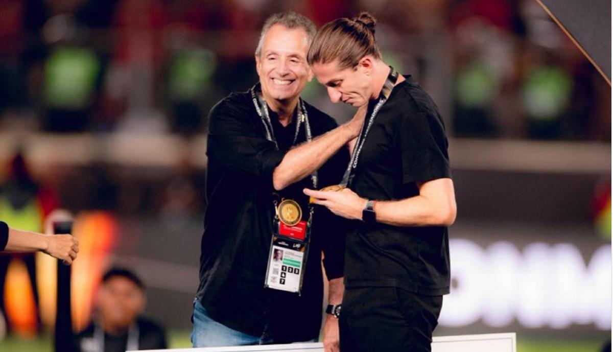 Derrota na Recopa aumenta tensão nos bastidores, porém demissão não está prevista neste momento (Foto/Instragram)