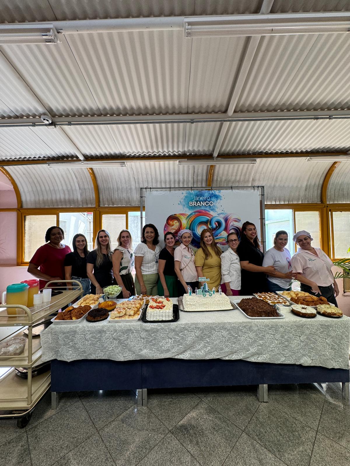 Integrantes do GTH - Grupo de Trabalho Humanizado - responsável pelo momento de celebração. (Foto/Divulgação)