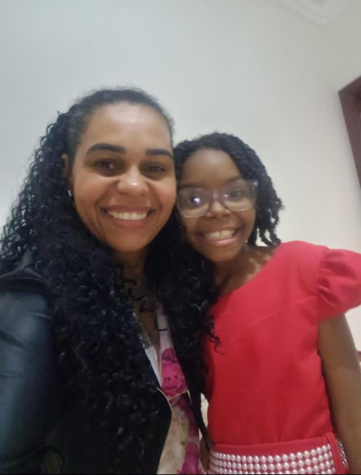 Elaine Palhares Crispim e a filha Nataly (Foto/Arquivo pessoal)