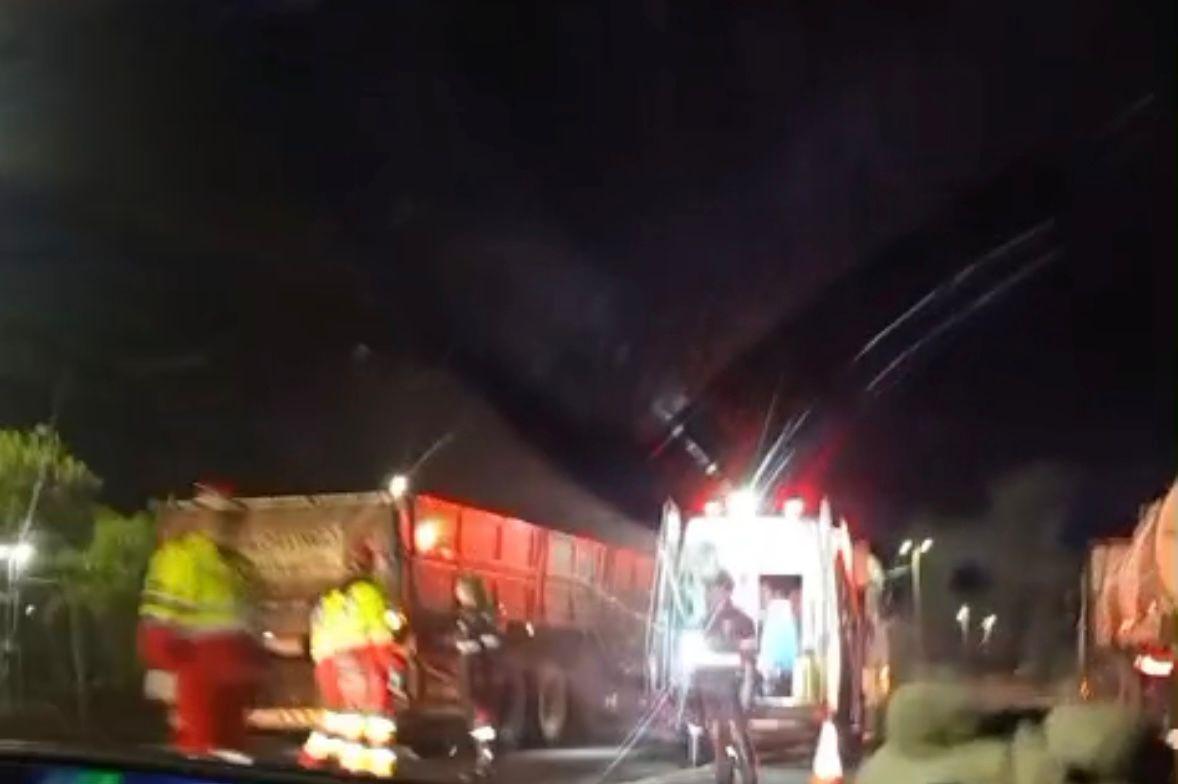 O acidente ocorreu por volta das 23h30, no km 174,8 da rodovia (Foto/Divulgação)