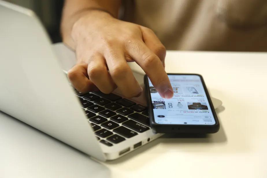 Atualmente, a maior parte dos golpes ocorre no ambiente digital (Foto/Divulgação)