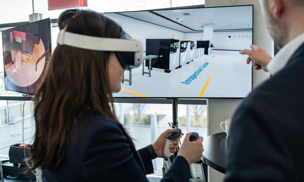 Ao apontar caminhos para fazer com que a IA agregue mais valor às empresas industriais, Norbert Jung aponta para a integração com o conhecimento humano. (Foto/Hannover Messe/Divulgação)