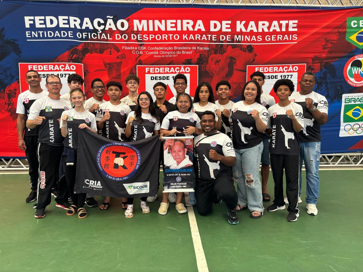 Com 15 atletas em 19 modalidades, equipe de karatê de Uberaba garantiu 17 medalhas na classificatória do Campeonato Mineiro, em São Joaquim de Bicas. (Foto/Divulgação)