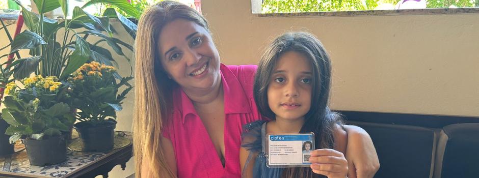 Katariny com a filha Clara Matos. (Foto/Reprodução)