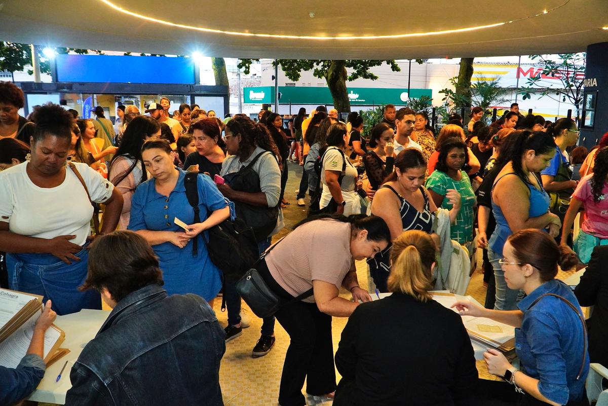 Mais de 70% das 380 famílias selecionadas para ocuparem unidades habitacionais do Alfredo Freire 4 compareceram à reunião convocada pela Cohagra. (Foto/Divulgação/PMU)