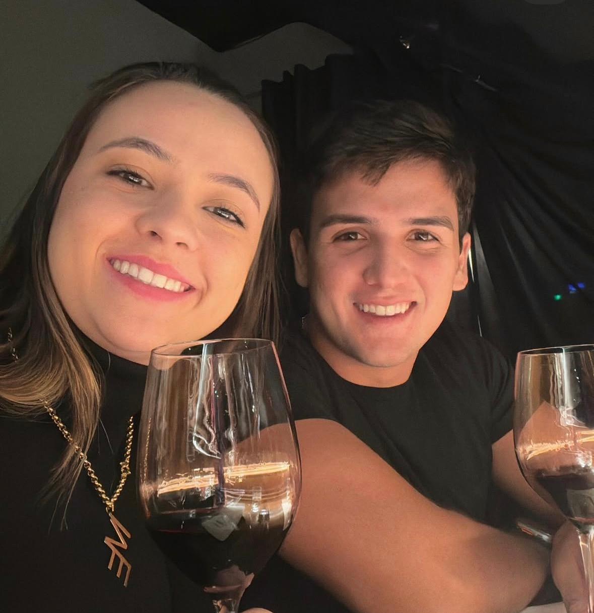 Pedro Cadelca celebrou aniversário no dia 08/03, ao lado da esposa Duda. (Foto/Divulgação)