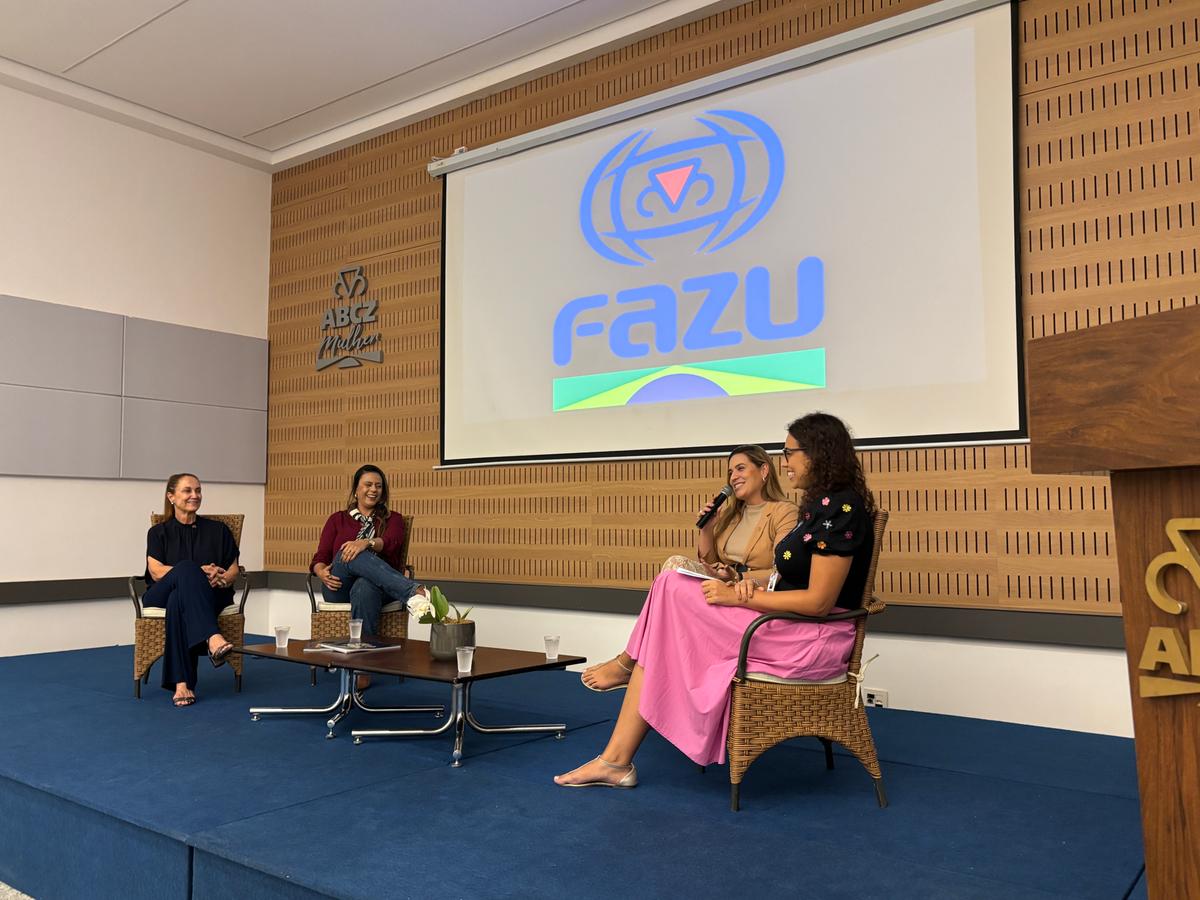 Iara, Camila, Márcia e Ana Clara durante o evento "As Mulheres no Mercado de Trabalho" (Foto/Divulgação)