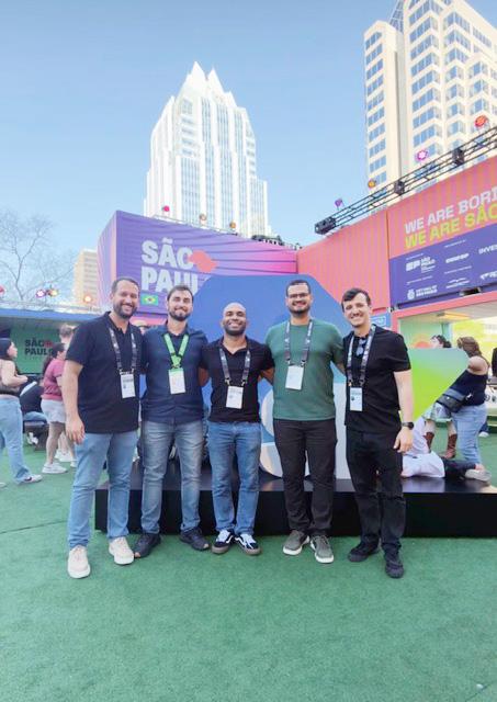 Victor Batista, Bruno Bertolucci , Felipe Reis, Samuel Wainer e Alaor Neto, sócios do Grupo EXP Produções em Austin, Estados Unidos, conquistaram reconhecimento no PRESE - Prêmio de Responsabilidade Social em eventos (Foto/Arquivo pessoal)
