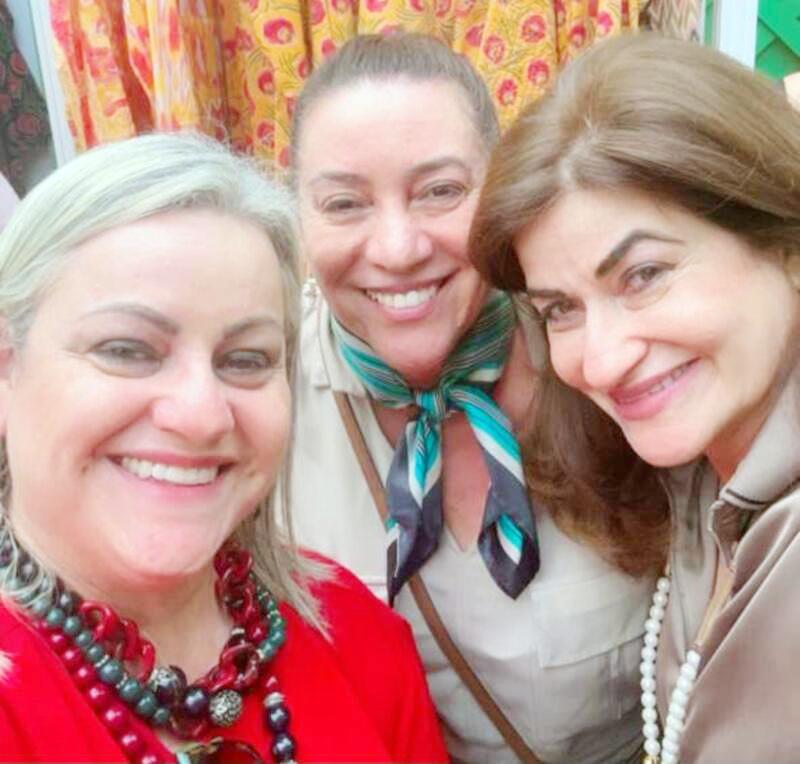 Arquitetas Thaís curi e Alê Roso com a empresária Bia Tahan (Foto/Arquivo pessoal)