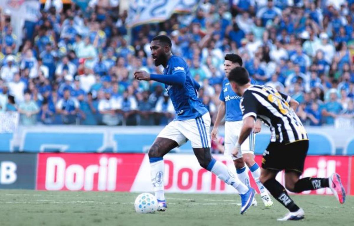 Gerson, do Cruzeiro, no jogo com o Santos, pelo Brasileiro 2026 (Foto/Gustavo Martins/Cruzeiro)