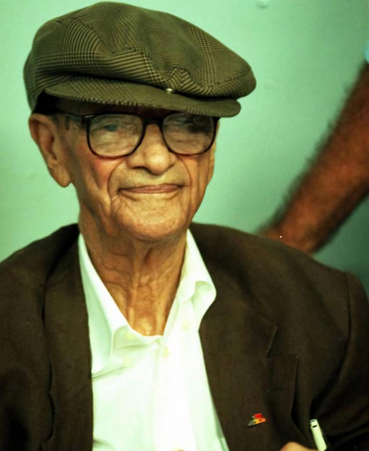 O novo feriado municipal simboliza a gratidão de Uberaba e o reconhecimento do impacto positivo de Chico Xavier na cidade, no Brasil e no mundo (Foto/Reprodução)