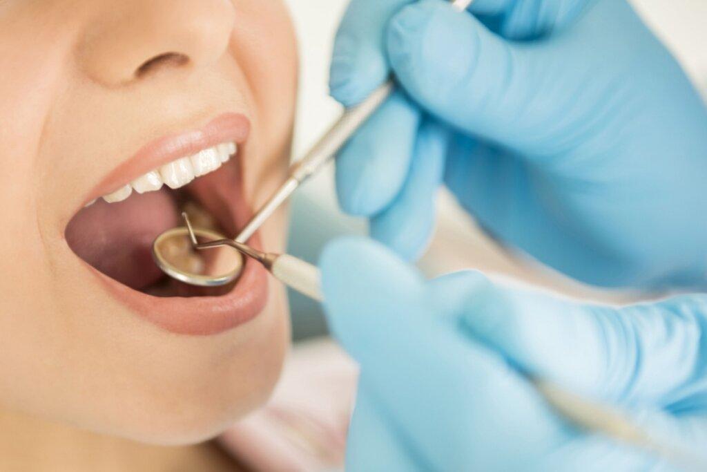 O atendimento domiciliar deve contar com equipamentos portáteis adequados (Imagem: Vadym Huzhva | Shutterstock)