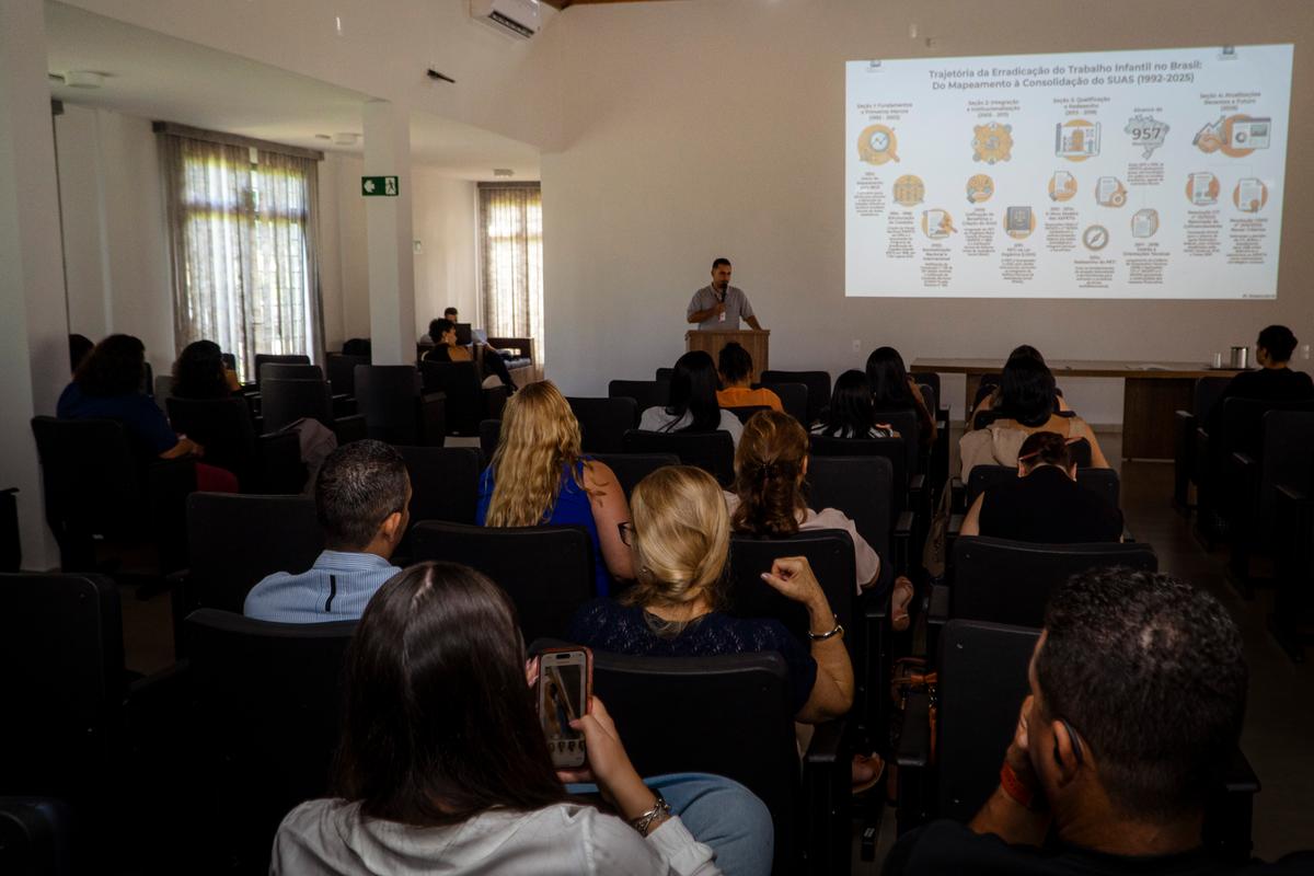 Capacitação reuniu representantes de 13 municípios da região (Foto/Alfredo Neto/PMU)
