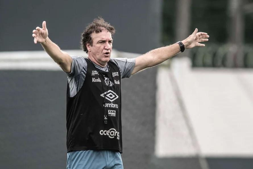 Técnico Cuca ainda vai ter muito trabalho para arrumar o time peixeiro (Foto/Ivan Storti/Santos FC)