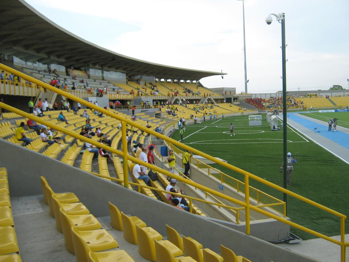 Uma briga entre torcedores nos arredores do estádio Olímpico de Cartagena terminou com uma morte (Foto/Instagram)