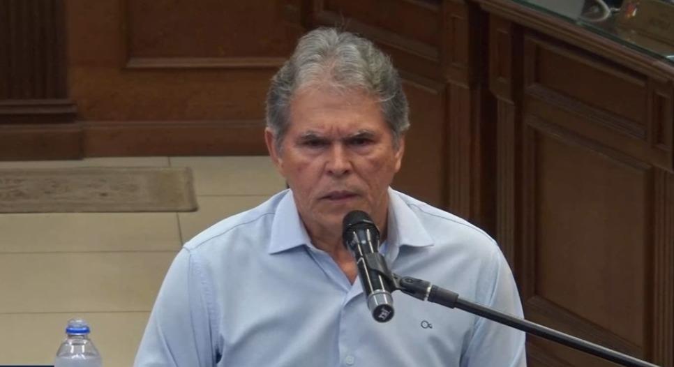 Prefeito de Conceição das Alagoas e presidente do Convale, Celson Pires, foi o último da semana a ser ouvido pela CEI do lixo  (Foto/Reprodução)