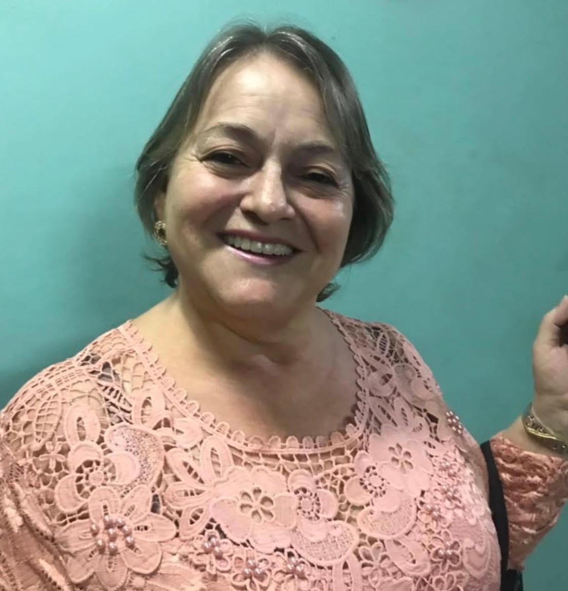 Taciana Sisconetto assoprou velinhas dia 07/04. Muitos anos de vida, com muita saúde e paz! (Foto/Arquivo pessoal)