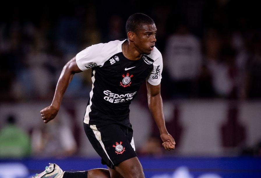 Clube opta por não multar André (Foto) e Matheuzinho após cartões vermelhos contra o Palmeiras (Foto/Corinthians/Instagram)