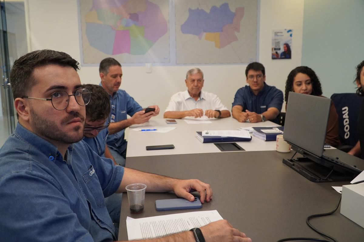 Comissão de Licitação da Codau abriu ontem as propostas de 10 empresas para a obra de captação de água no rio Grande (Foto/Divulgação)