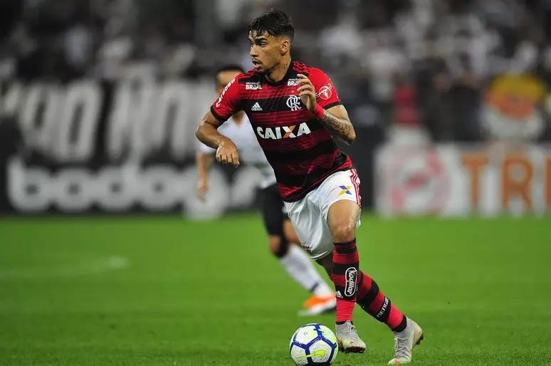 Lucas Paquetá vai aos poucos adquirindo a boa forma no Flamengo (Foto/Sergio Barzaghi/Gazeta Press)