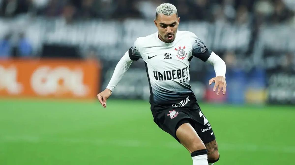Matheuzinho suspenso, não joga hoje pelo Corinthians contra o Vitória. (Foto/Divulgação  ECCP)