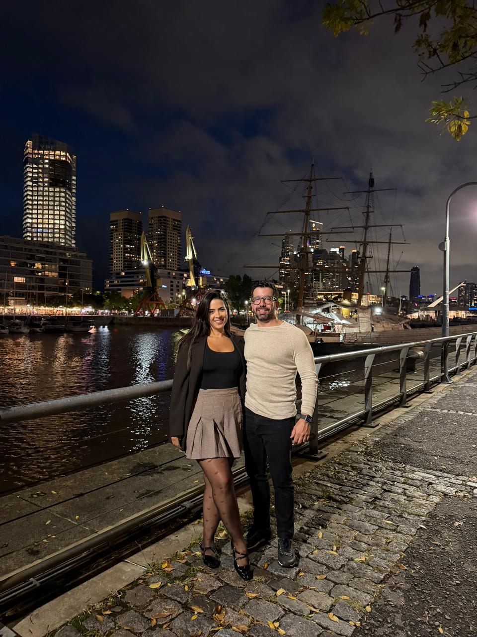 Alberto Porto comemora o aniversário no dia 25/04, ao lado da esposa, Gabriela Ramos, em Buenos Aires. Parabéns e felicidades sempre! (Foto/Divulgação)