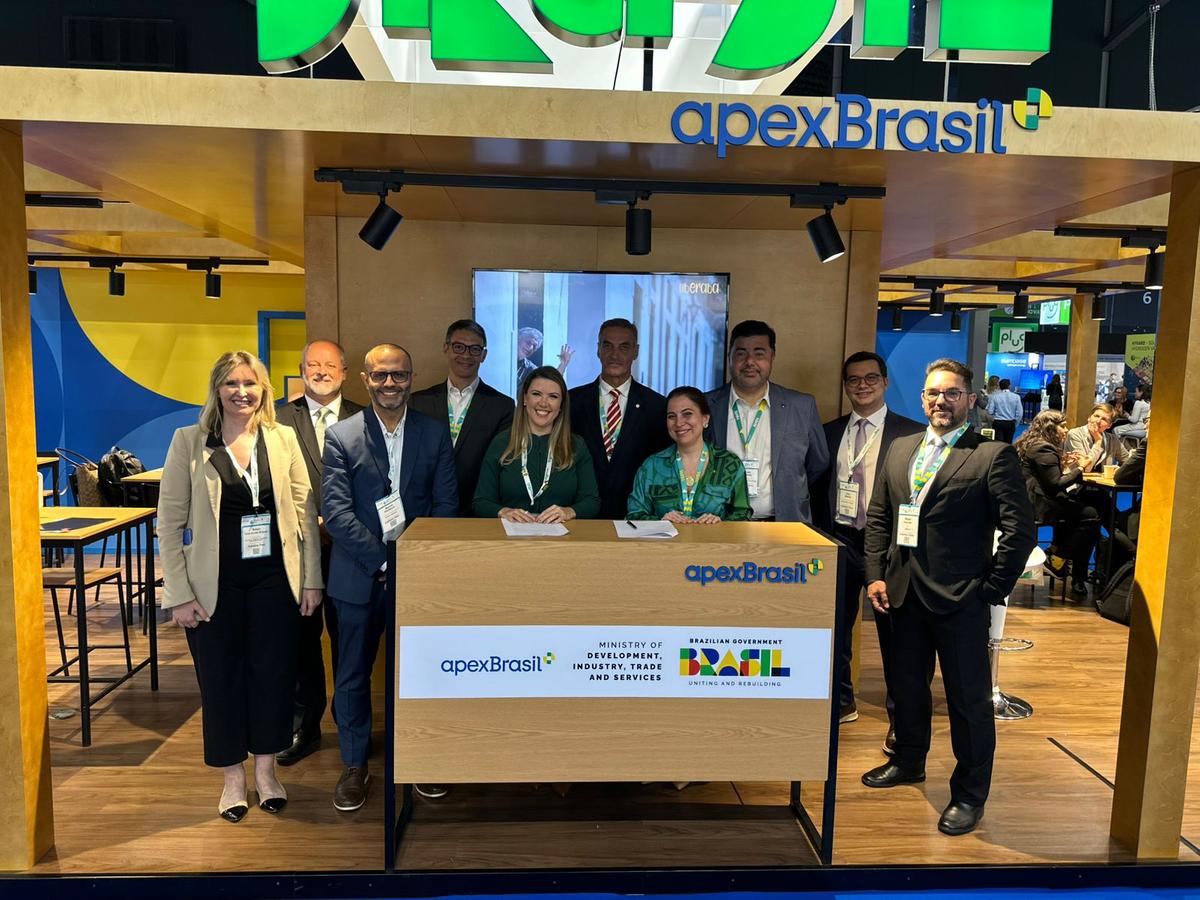 Durante entrevista à emissora de rádio da cidade, divulgada em redes sociais, Elisa citou a viagem à Holanda, onde assinou protocolo para a instalação da H2Brasil na cidade, com investimento previsto de R$7,8 bilhões (Foto/Divulgação)