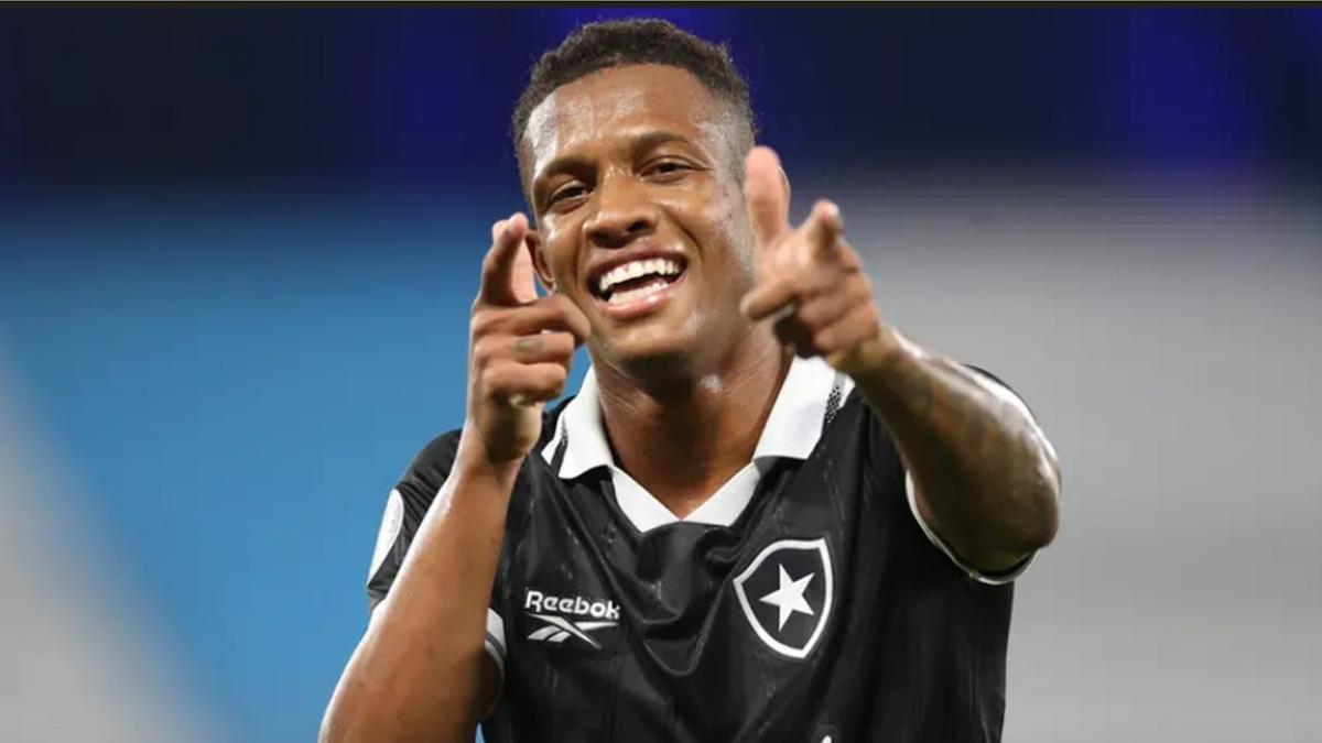 Flamengo segue monitorando o jogador e se prepara para a próxima janela de transferências (Foto/Vitor Silva/Botafogo)