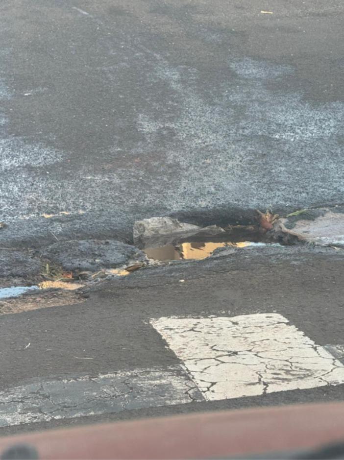 Segundo denunciante, buraco poderia ser comparado a um "rio" (Foto/Divulgação)
