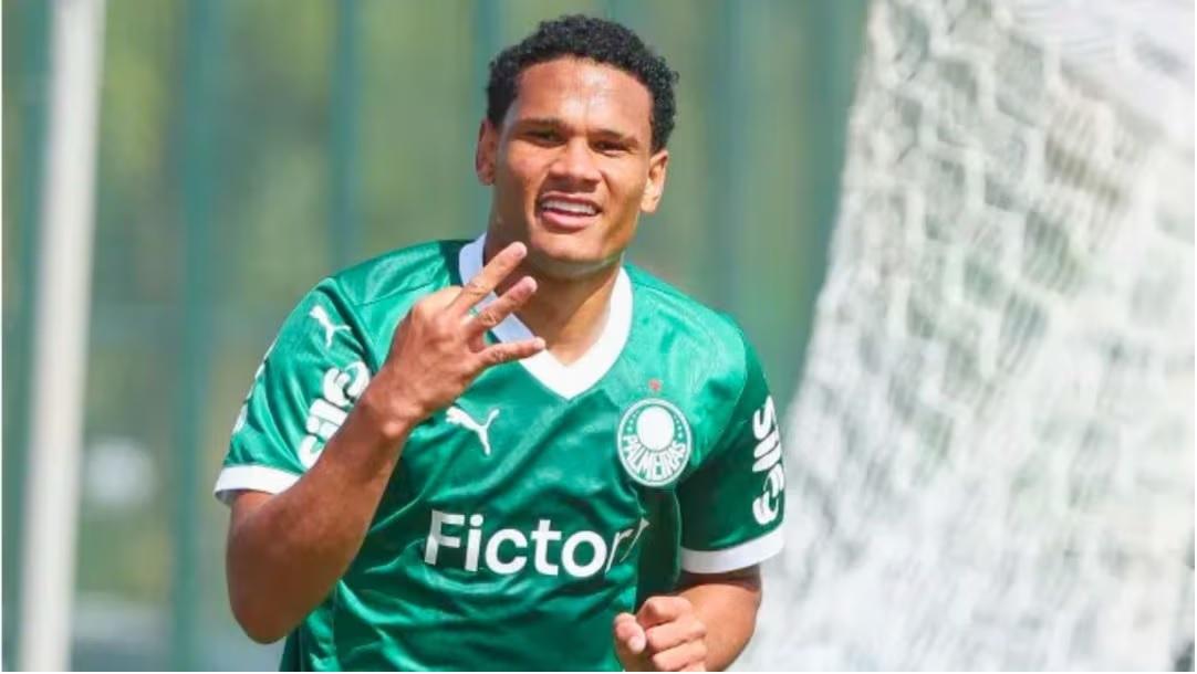 O atacante Eduardo Conceição, 16 anos, pode render valores milionários ao futebol do Palmeiras (Foto/Fabio Menotti/Palmeiras)