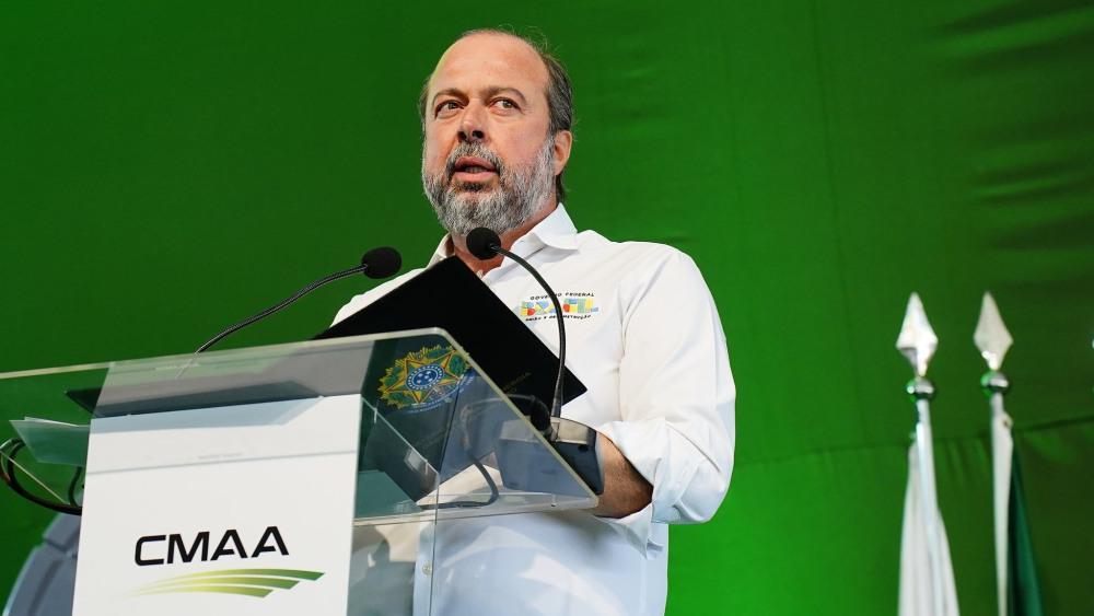 Ministro de Minas e Energia, Alexandre Silveira, cumpre promessa a setor de etanol e confirma que a mistura de 32% (E32) na gasolina será pauta do Conselho Nacional de Política Energética de maio (Foto/Tauan Alencar/MME)