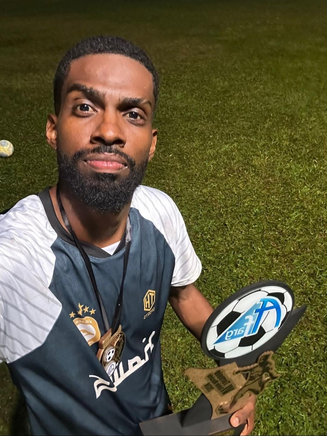 Vitão, técnico do Vila Nova (Foto/Divulgação)