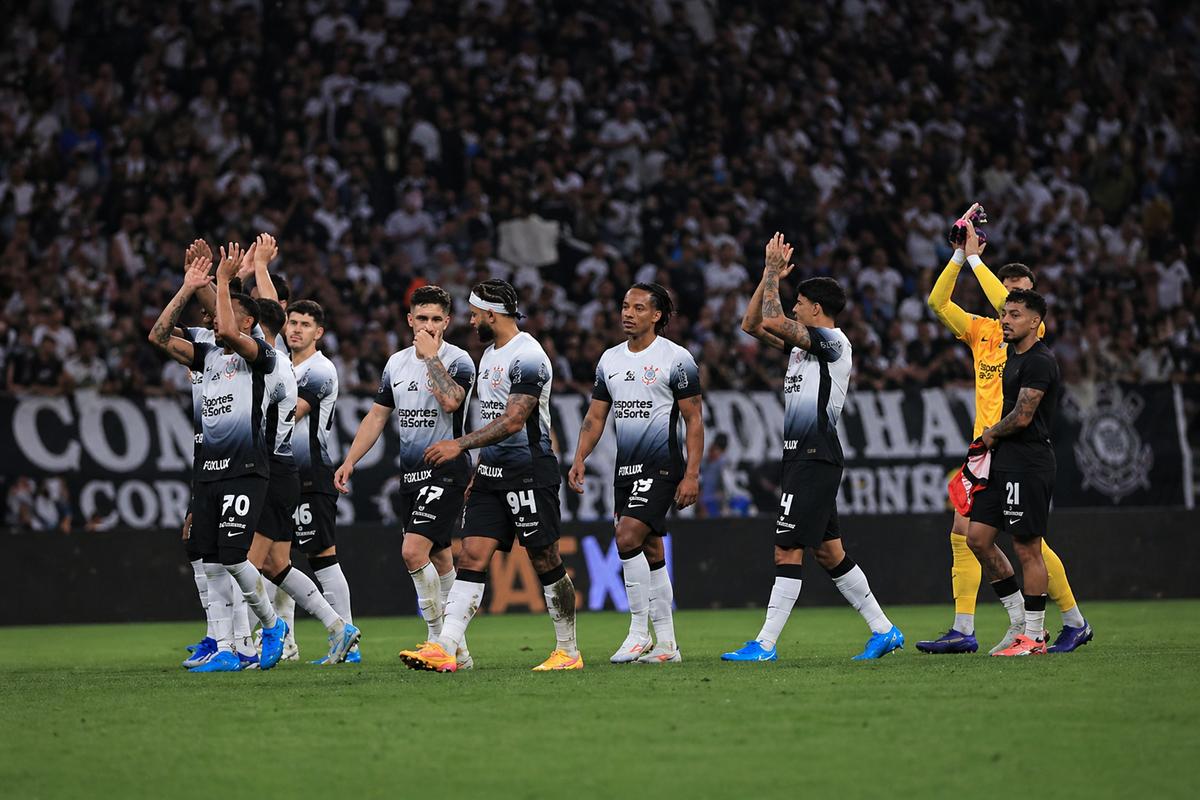 Corinthians busca vitória para se aproximar das oitavas (Foto/Ettore Chiereguini/AGIF)