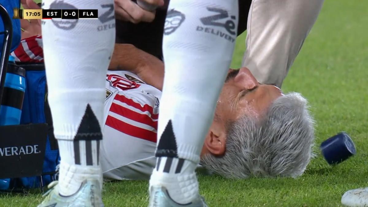 Arrascaeta caiu de mal jeito e fraturou a clavícula e pode ficar de fora da Copa Do Mundo (Foto/Reprodução/TV ESPN)