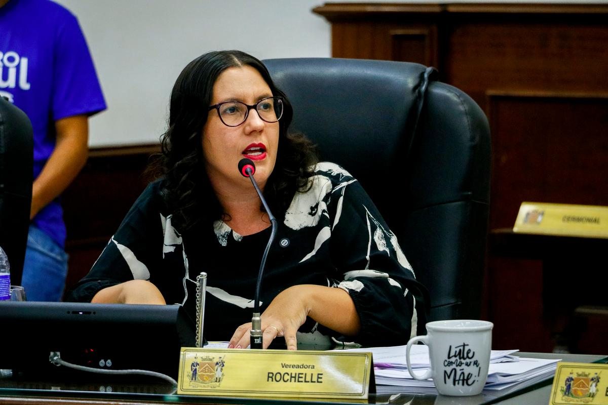 Vereadora Rochelle Gutierrez justifica o pedido ao alegar que visa fortalecer as políticas públicas de planejamento reprodutivo no âmbito do Sistema Único de Saúde (Foto/Divulgação)