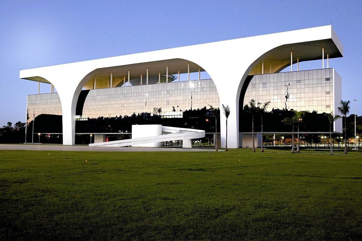 Cidade Administrativa estava na lista, mas foi retirada após 'pente-fino' dos deputados estaduais em projeto (Foto: Cristiano Trad 1.3.2012)
