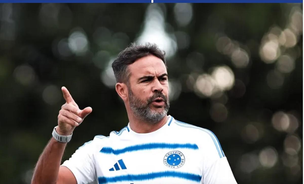 Sob o comando de Arthur Jorge, o Cruzeiro ainda realiza um treino em Buenos Aires nesta segunda-feira (Foto/Gustavo Martins/Cruzeiro)