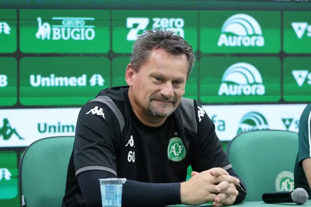 Fabio Matias deixa o comando da equipe catarinense depois de menos de dois meses de trabalho (Foto/Julliana Paulino/ACF)