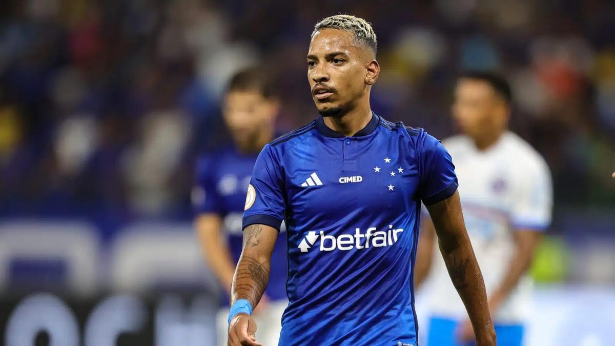 Mateus Pereira em grande fase, abriu a goleada do Cruzeiro no Mineirão (Foto/Cruzeiro/Divulgação)