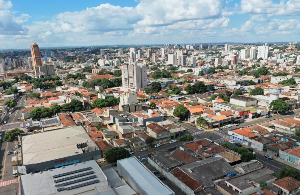 Plano Diretor definirá regras para o crescimento urbano, ocupação do solo e o desenvolvimento de Uberaba nos próximos anos (Foto/Uberaba vista de cima)