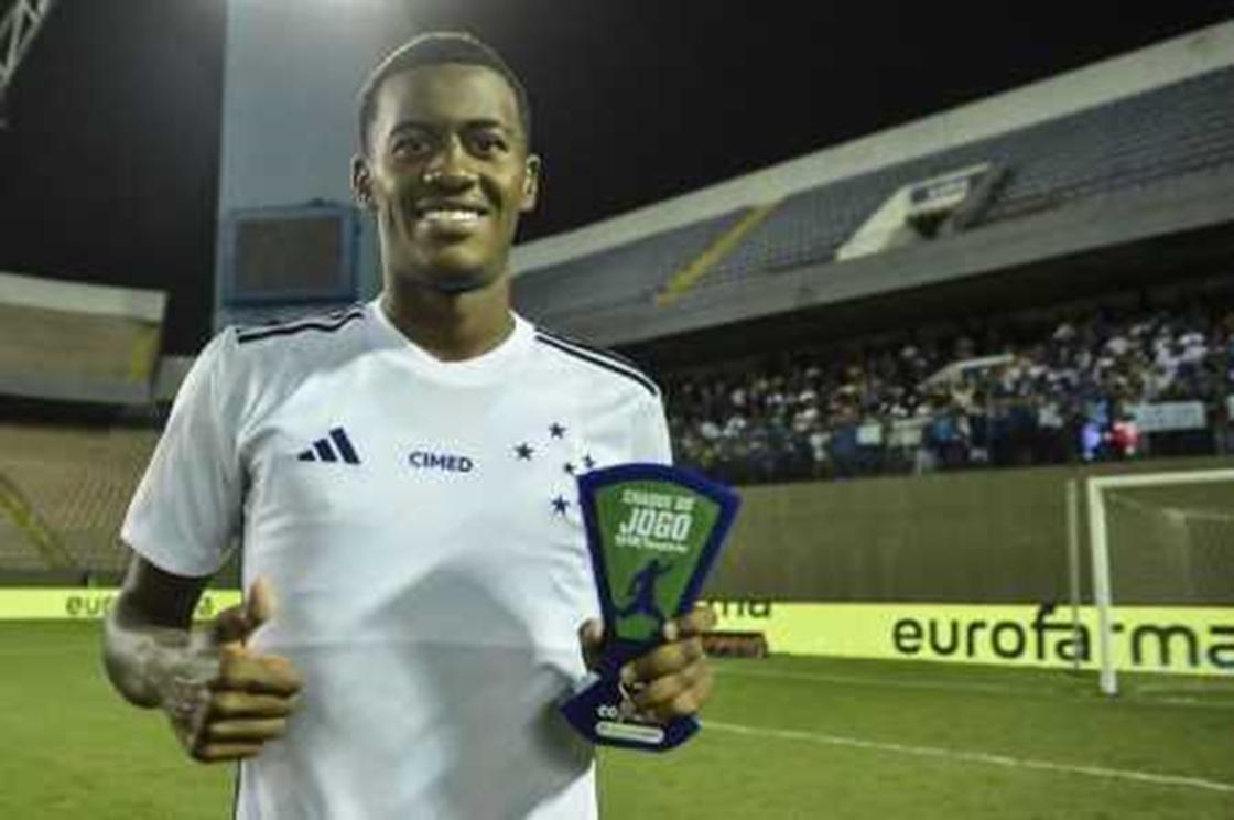Zagueiro seguirá para o Norwich com contrato de empréstimo e possibilidade de compra (Foto/Cruzeiro)