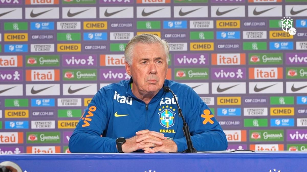 Ancelotti disse que já tem o time de estreia na cabeça (Foto/Raphael Ribeiro)