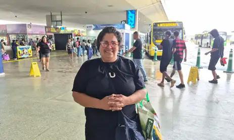 Núbia afirma que filhas perderam oportunidades por causa do preço da passagem. (Foto: Pedro Rafael Vilela/Agência Brasil)
